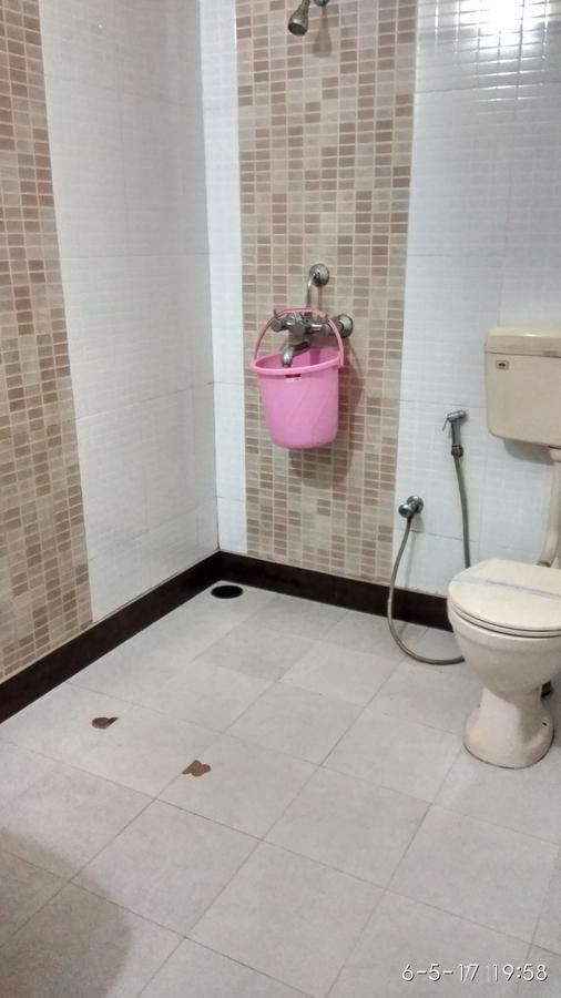 Hotel Varsa Dibrugarh Extérieur photo