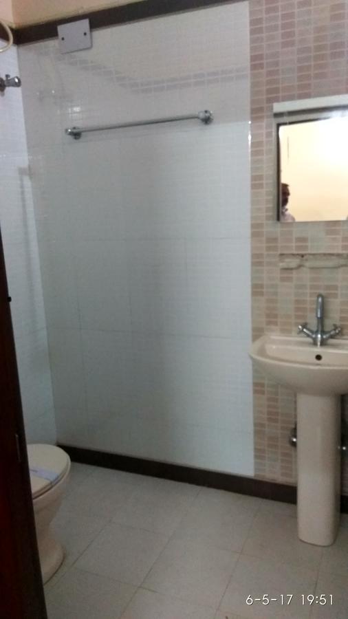 Hotel Varsa Dibrugarh Extérieur photo