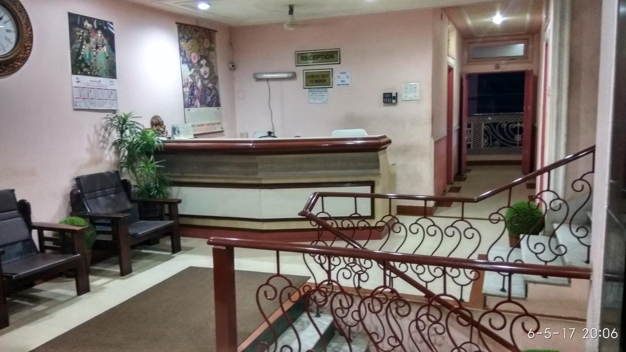 Hotel Varsa Dibrugarh Extérieur photo